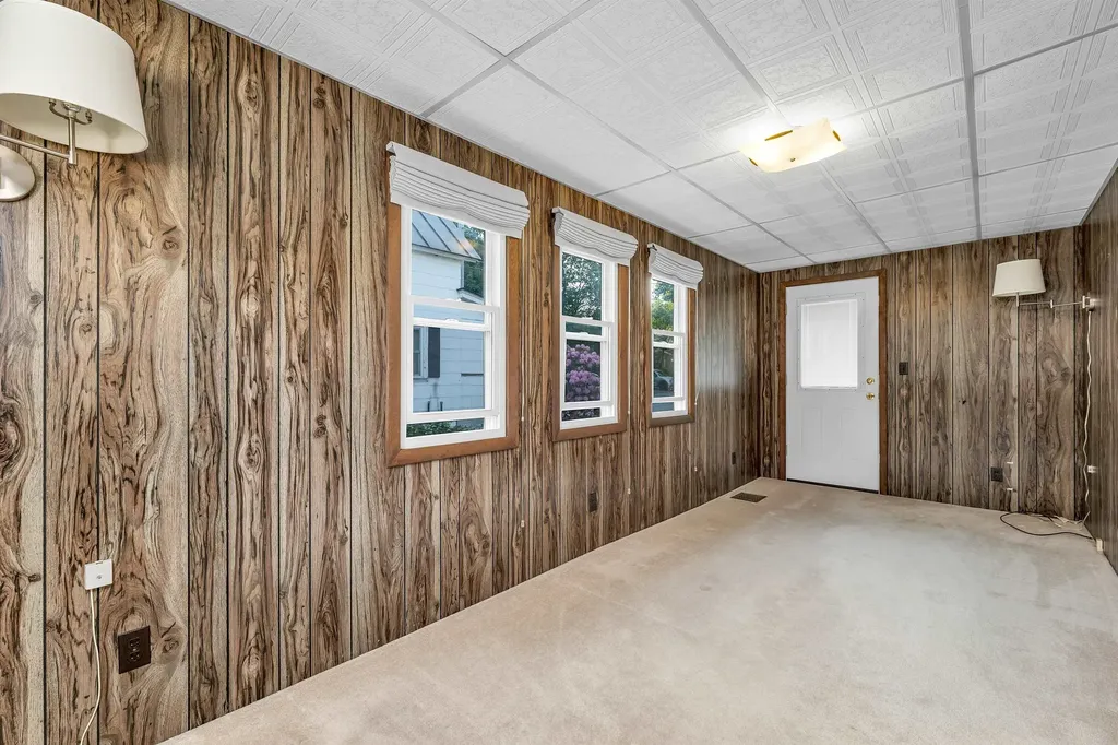 6 Davis Drive Lebanon NH 03766