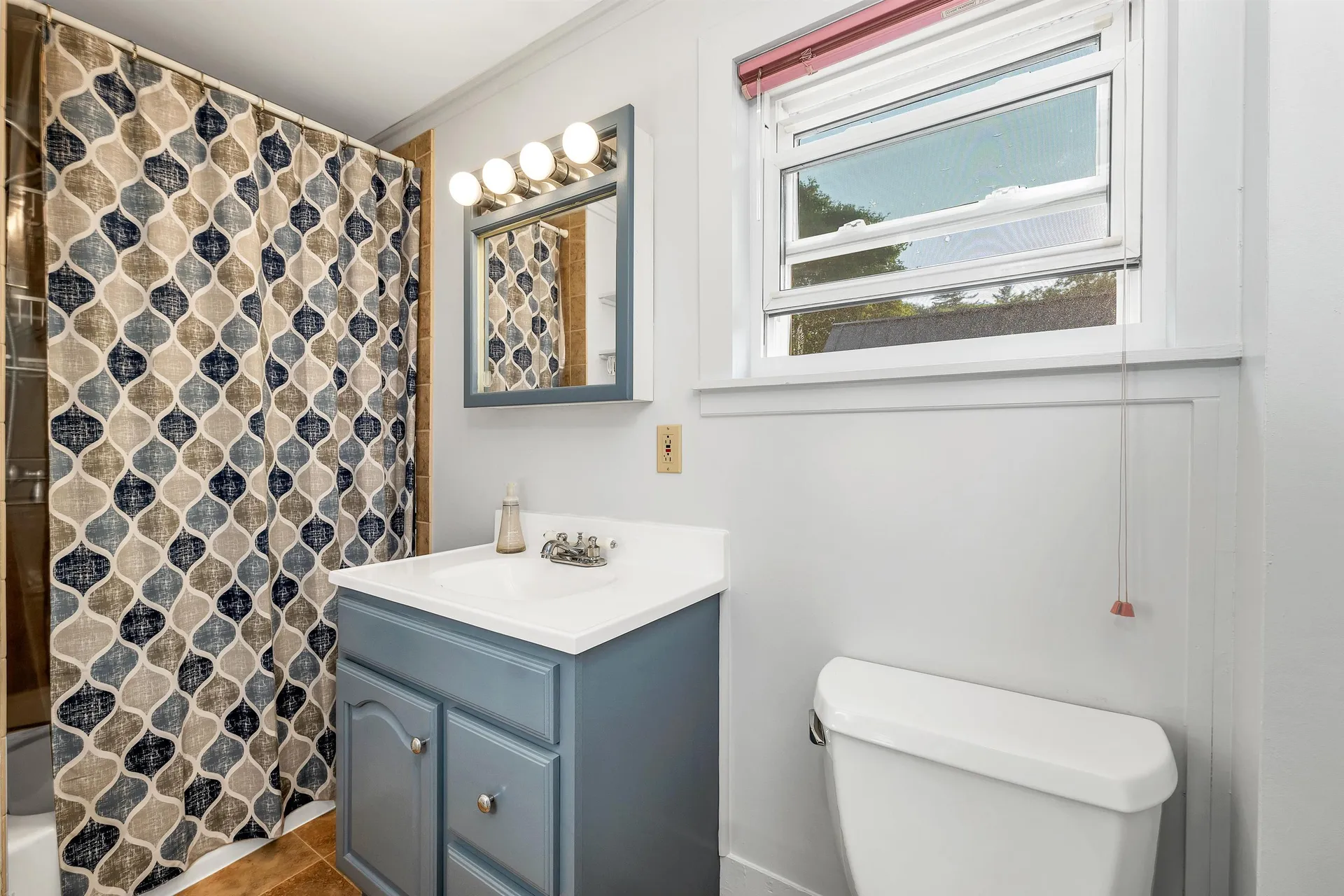 6 Davis Drive Lebanon NH 03766