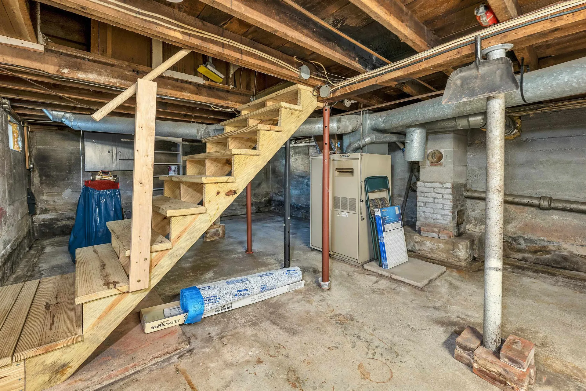 6 Davis Drive Lebanon NH 03766