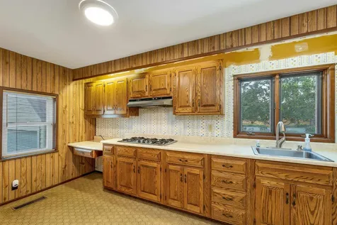 6 Davis Drive Lebanon NH 03766