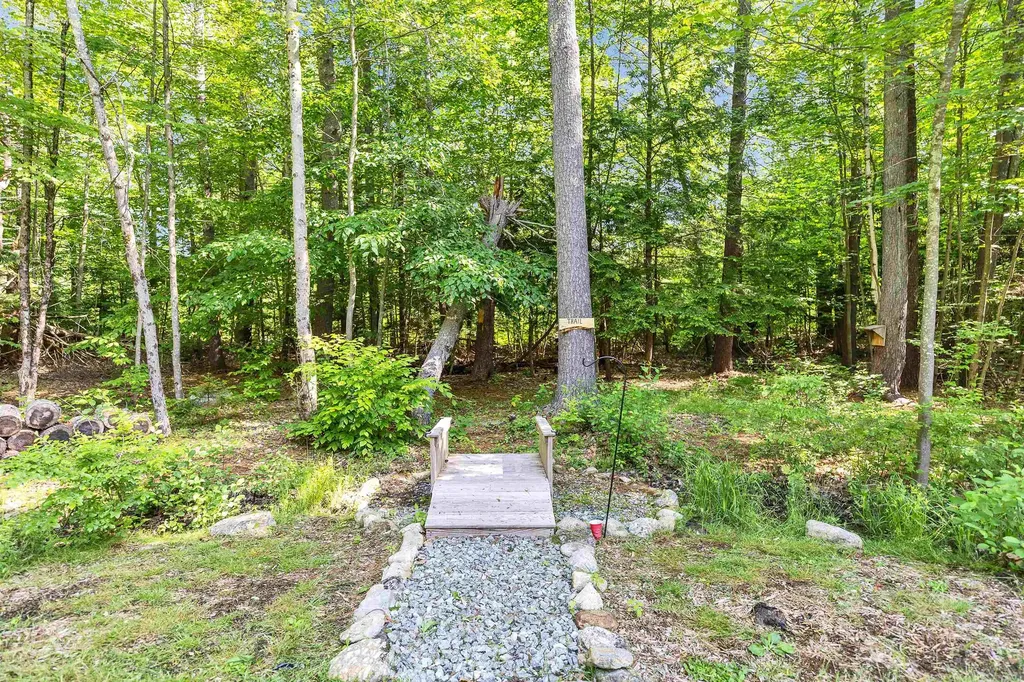 76 Cunningham Pond Road Peterborough NH 03458