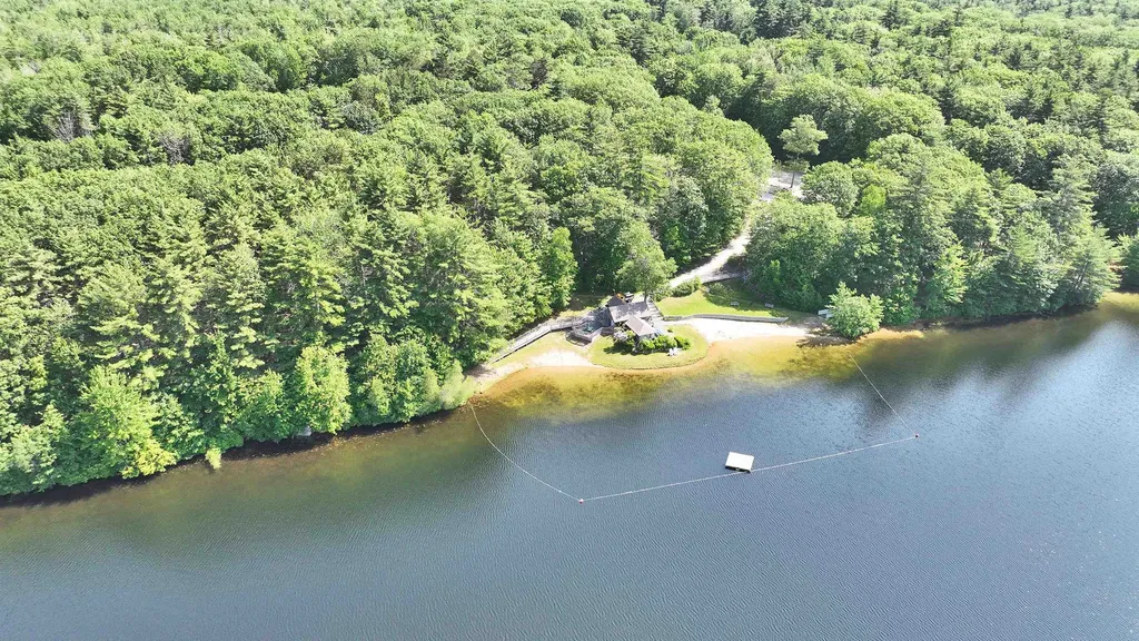 76 Cunningham Pond Road Peterborough NH 03458