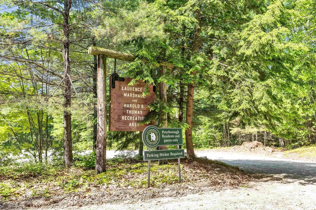 76 Cunningham Pond Road Peterborough NH 03458