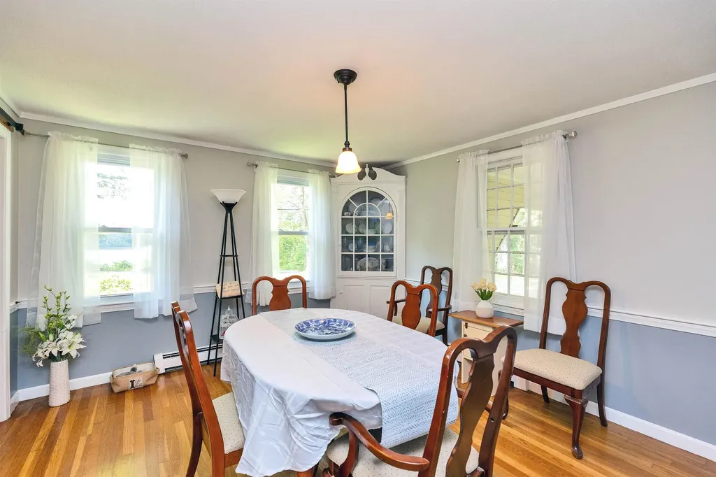 76 Cunningham Pond Road Peterborough NH 03458