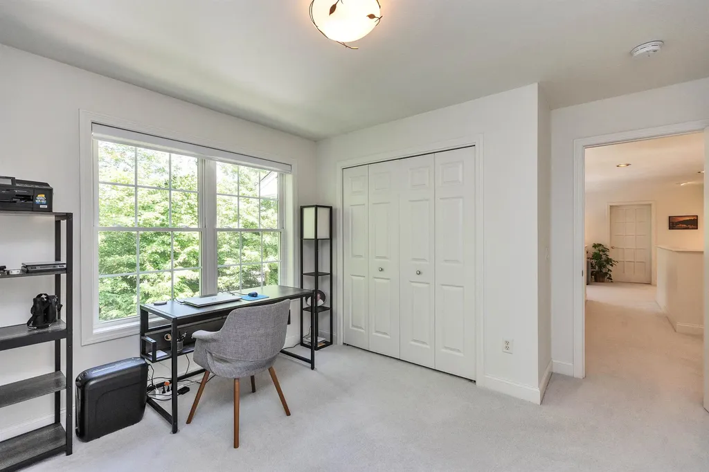 11 Legacy Lane Peterborough NH 03458