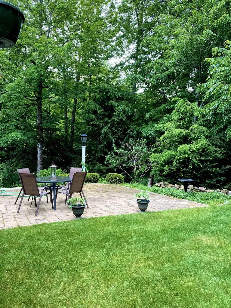 11 Legacy Lane Peterborough NH 03458