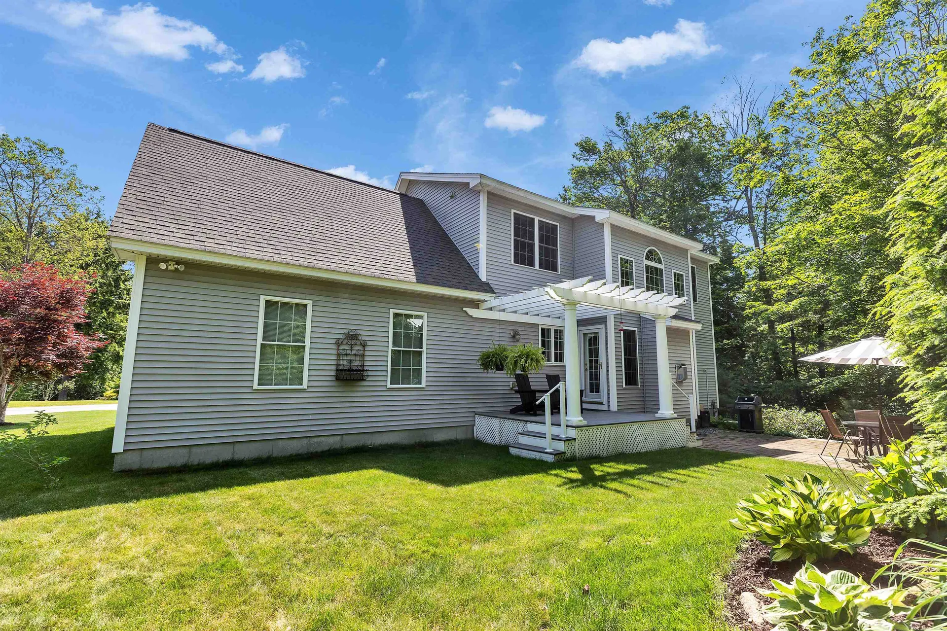 11 Legacy Lane Peterborough NH 03458