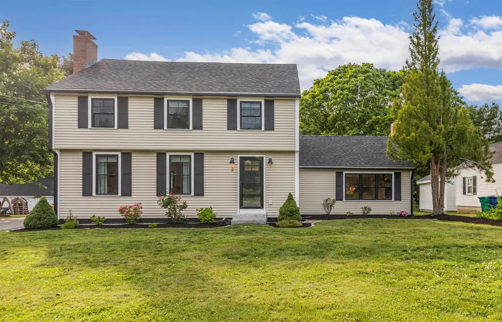 2 Locke Road Hampton NH 03842