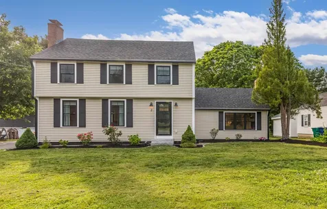 2 Locke Road Hampton NH 03842