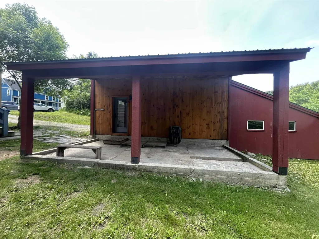 105 Bridge Street Huntington VT 05462
