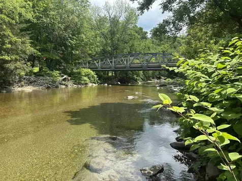 105 Bridge Street Huntington VT 05462