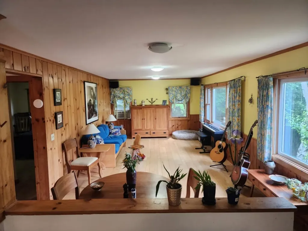199 Depot Road Newfane VT 05362