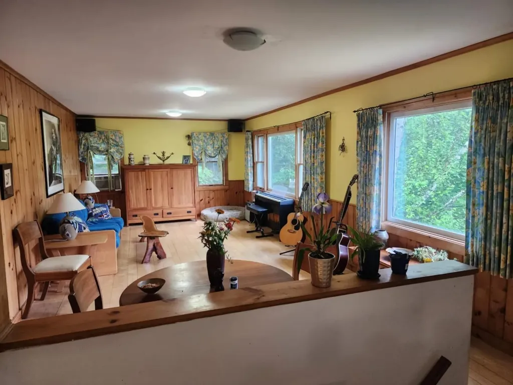 199 Depot Road Newfane VT 05362