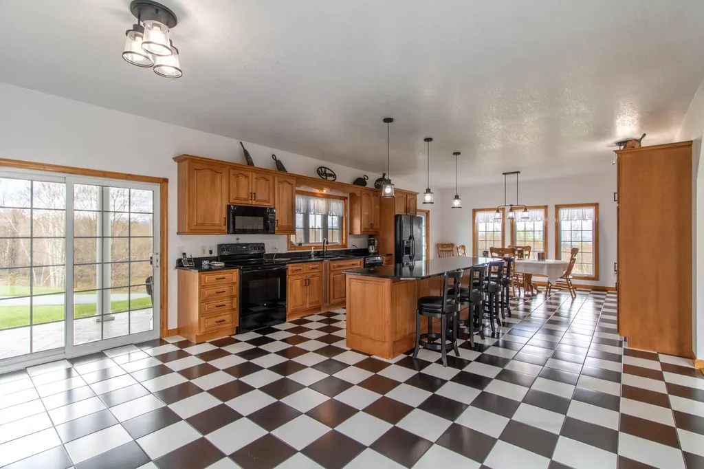 1165 Vt Route 100 Newport Town VT 05857