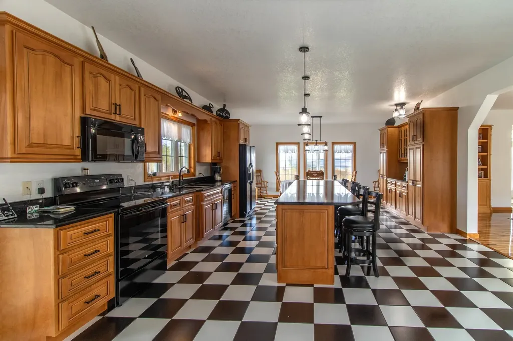 1165 Vt Route 100 Newport Town VT 05857