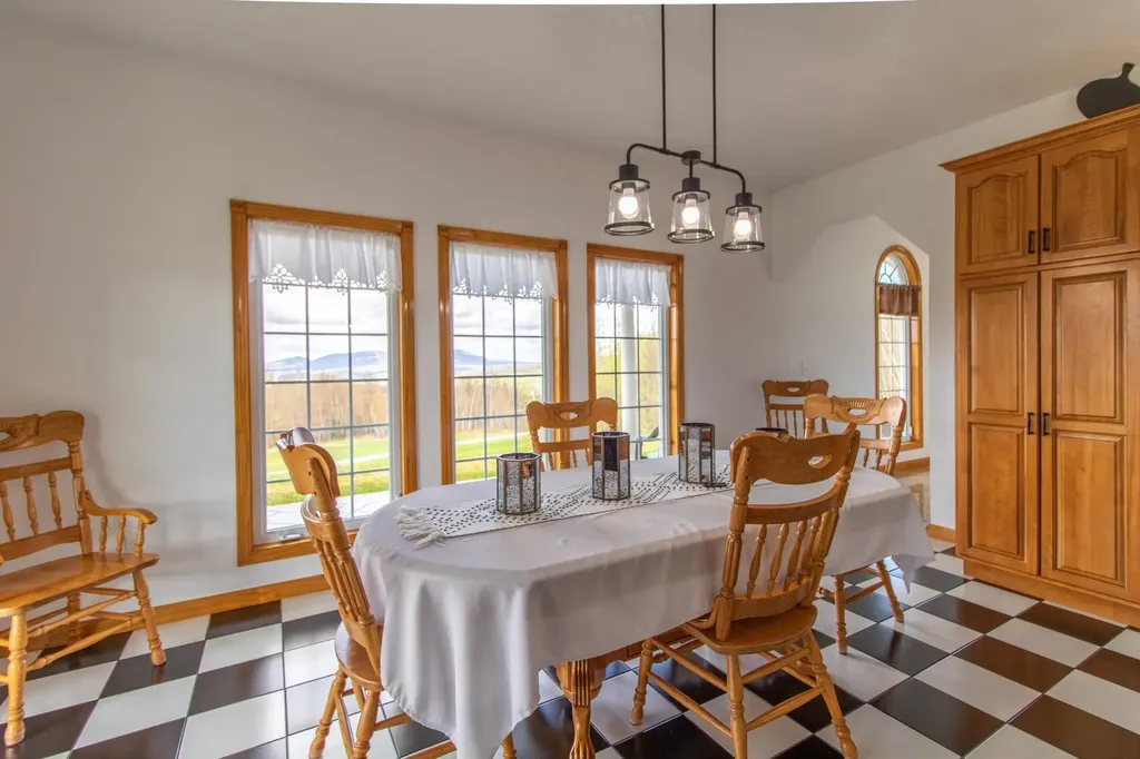 1165 Vt Route 100 Newport Town VT 05857