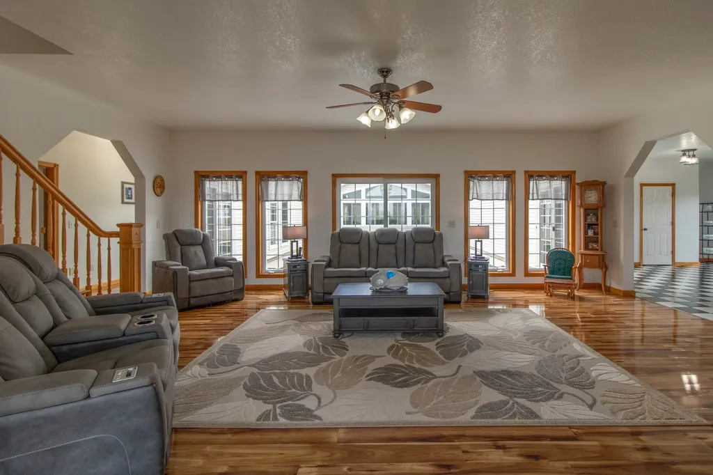 1165 Vt Route 100 Newport Town VT 05857