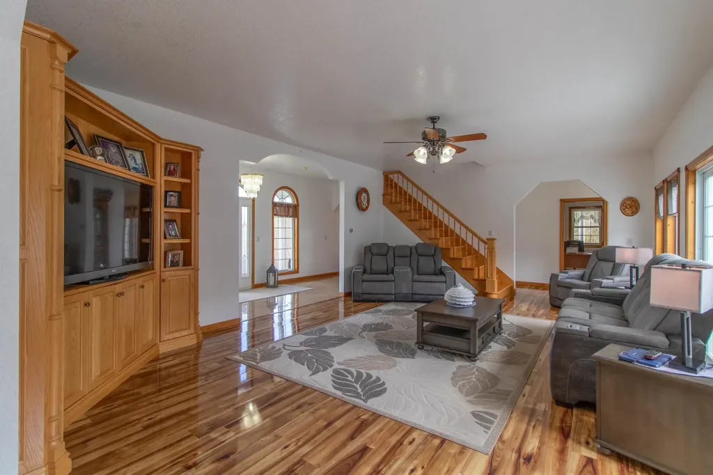 1165 Vt Route 100 Newport Town VT 05857