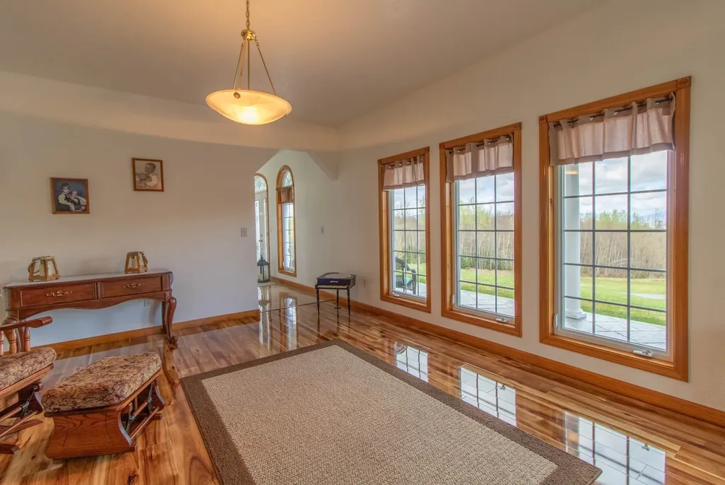 1165 Vt Route 100 Newport Town VT 05857