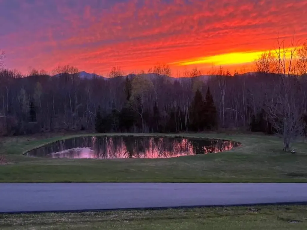 1165 Vt Route 100 Newport Town VT 05857