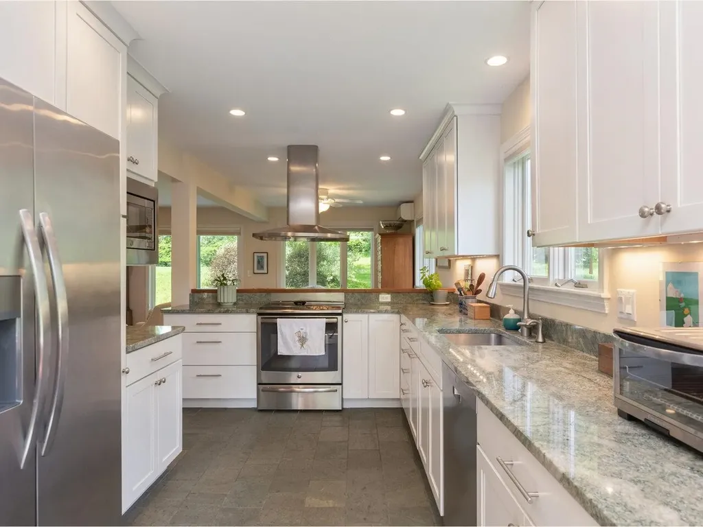 133 Covington Lane Shelburne VT 05482