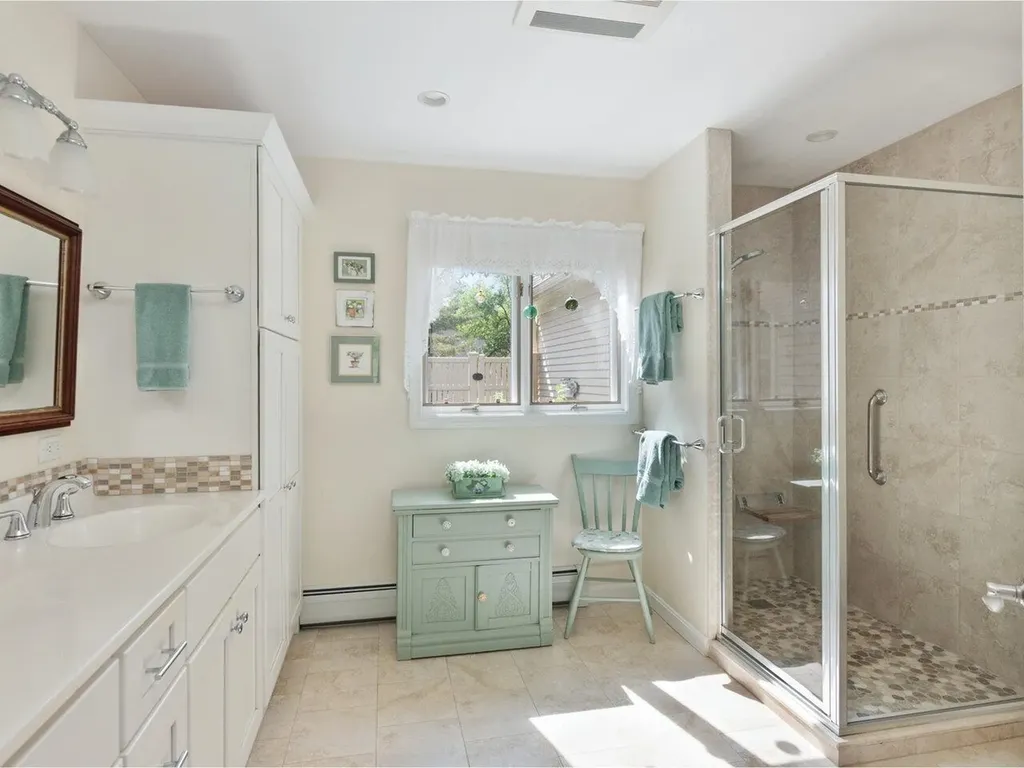 133 Covington Lane Shelburne VT 05482