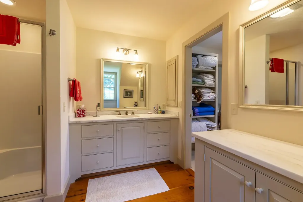 3333 Under The Mountain Road Londonderry VT 05155