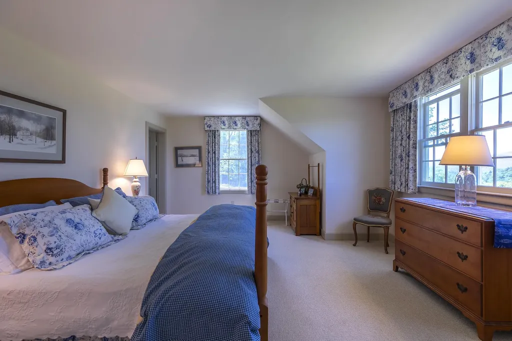 3333 Under The Mountain Road Londonderry VT 05155