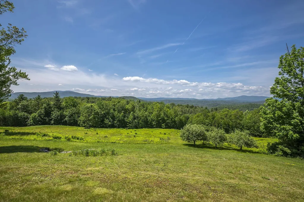 3333 Under The Mountain Road Londonderry VT 05155
