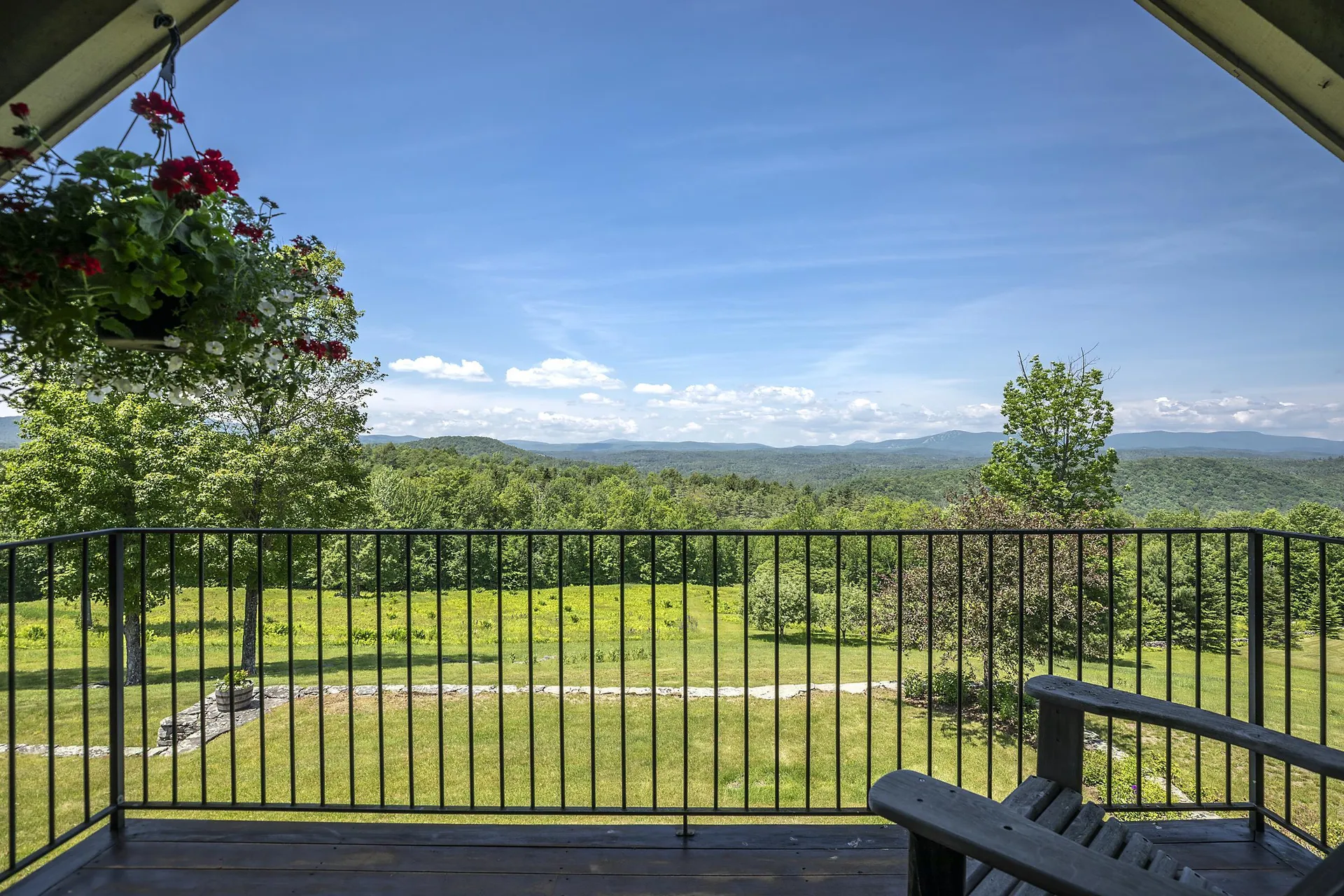 3333 Under The Mountain Road Londonderry VT 05155