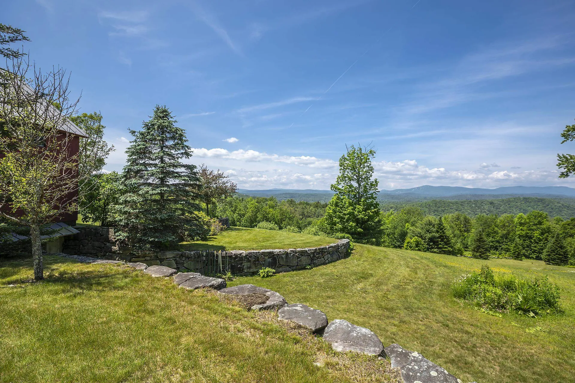 3333 Under The Mountain Road Londonderry VT 05155