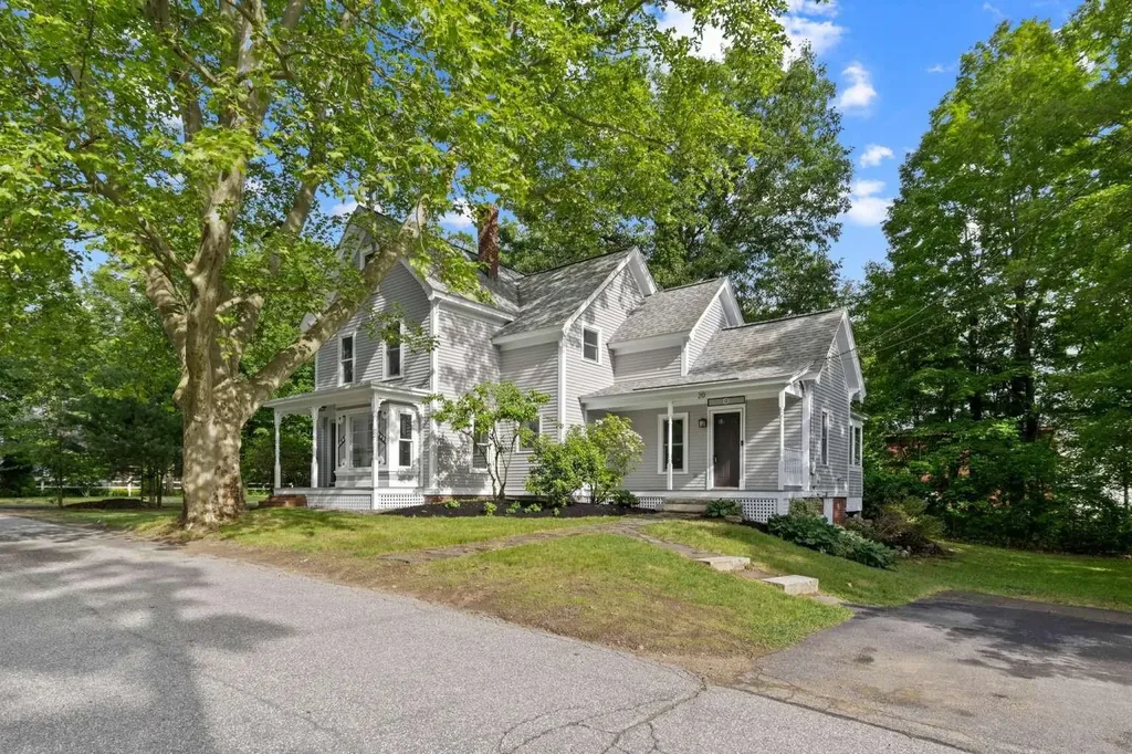 20 Pearl Street Henniker NH 03242