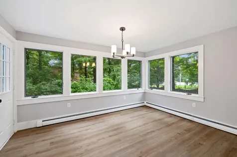 20 Pearl Street Henniker NH 03242