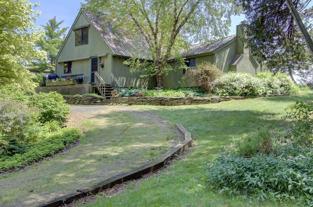 173 Hibbard Point North Hero VT 05474