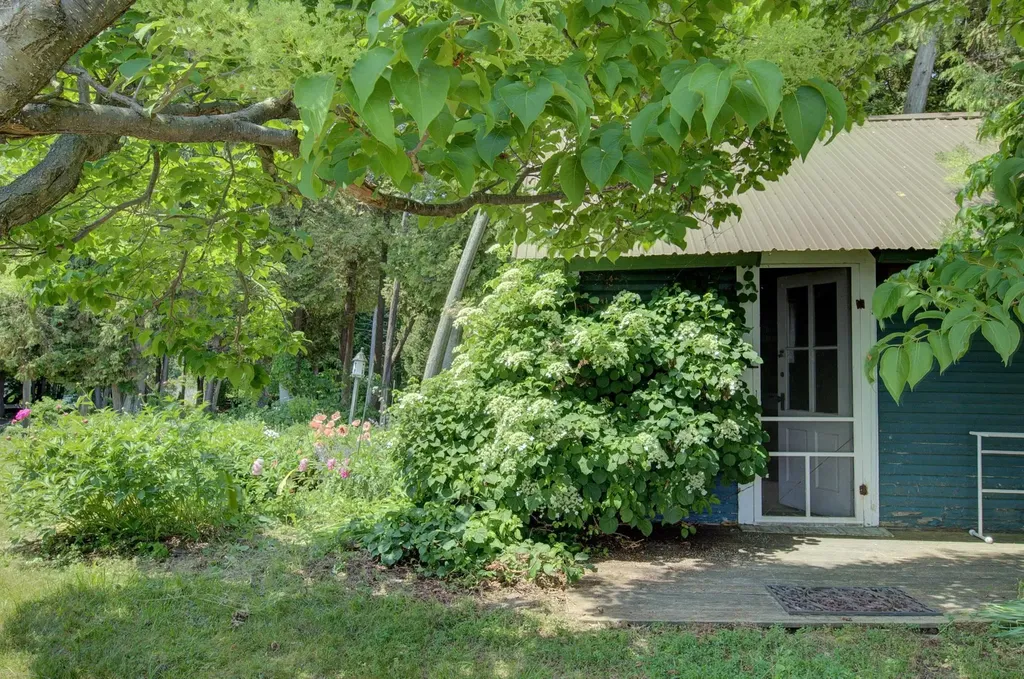 173 Hibbard Point North Hero VT 05474