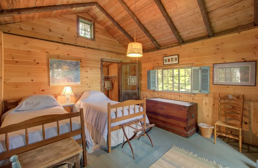 173 Hibbard Point North Hero VT 05474