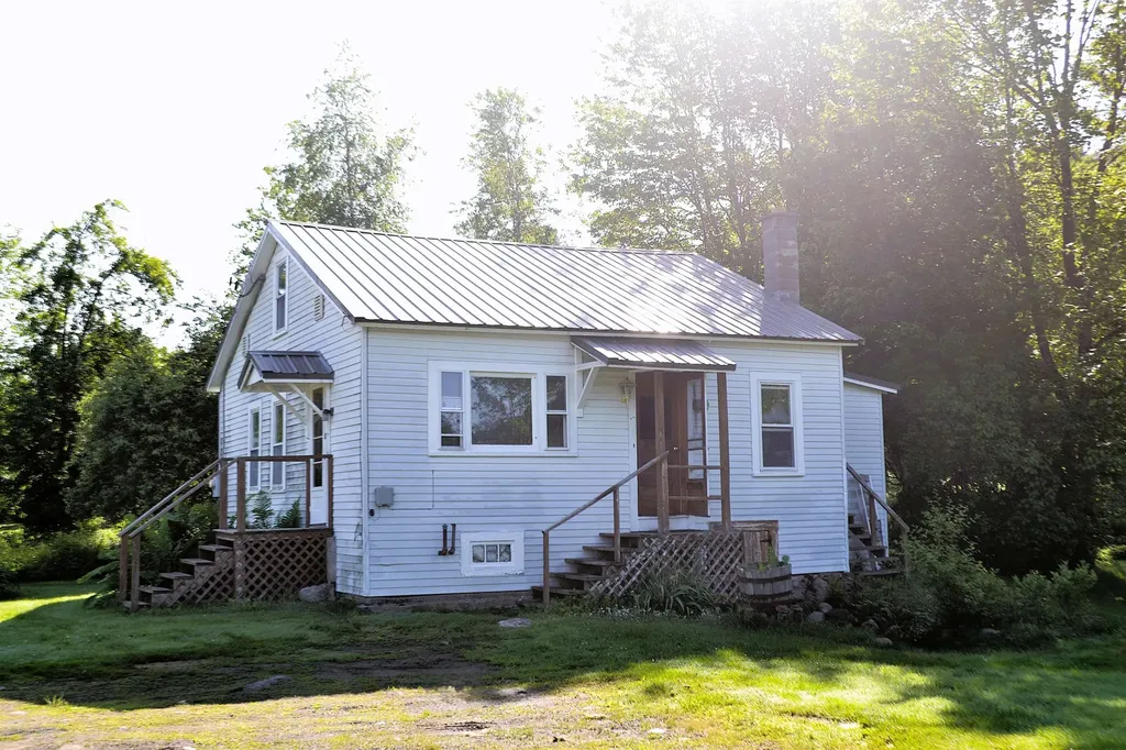 280 Railroad Street Littleton NH 03561