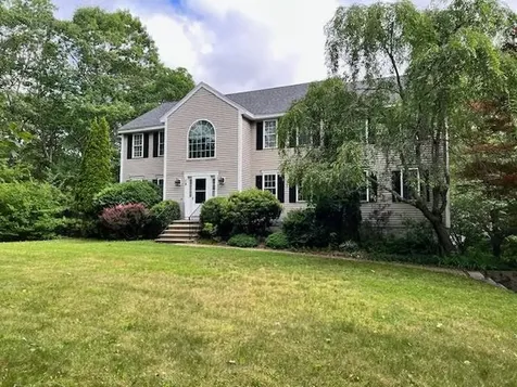 78 Orcutt Drive Chester NH 03036