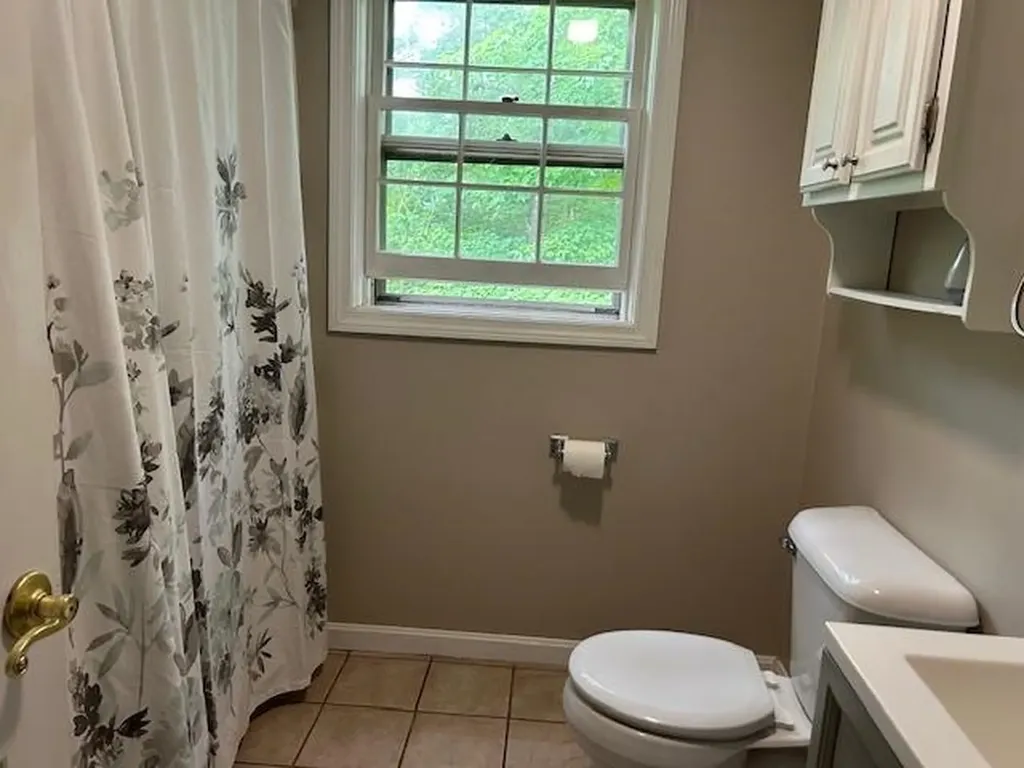 126 Winterwood Drive Londonderry NH 03053