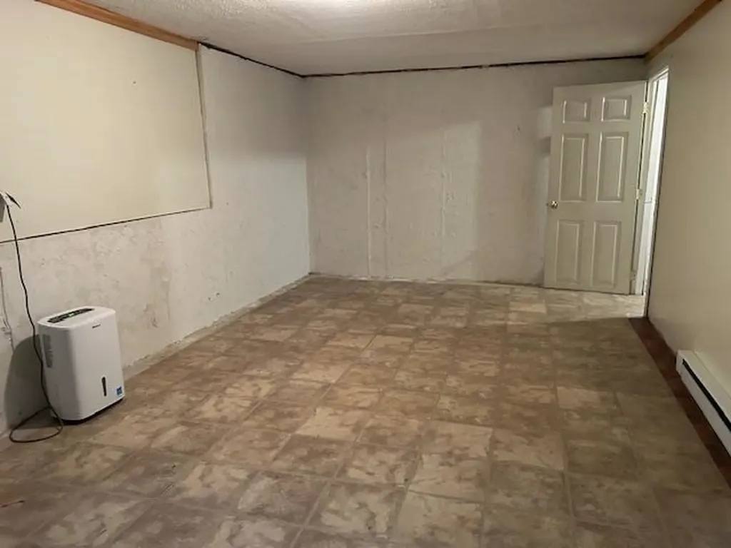 126 Winterwood Drive Londonderry NH 03053