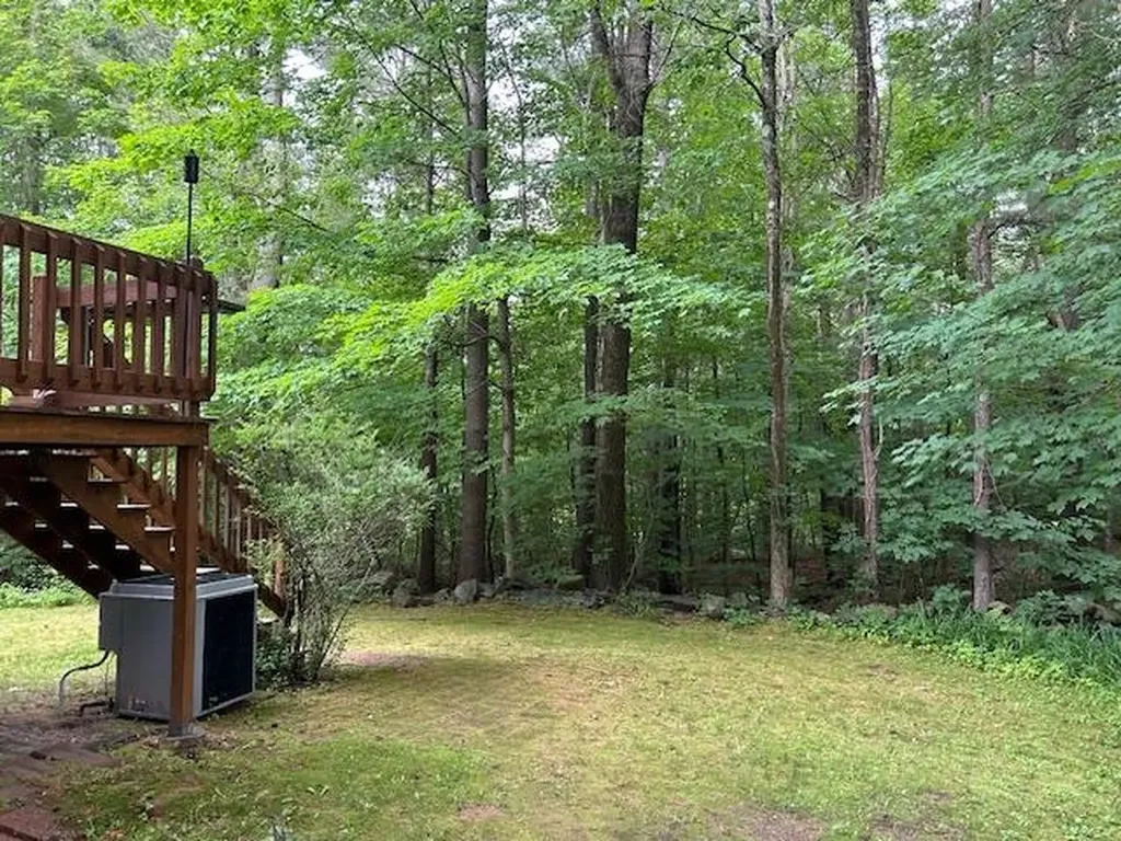 126 Winterwood Drive Londonderry NH 03053
