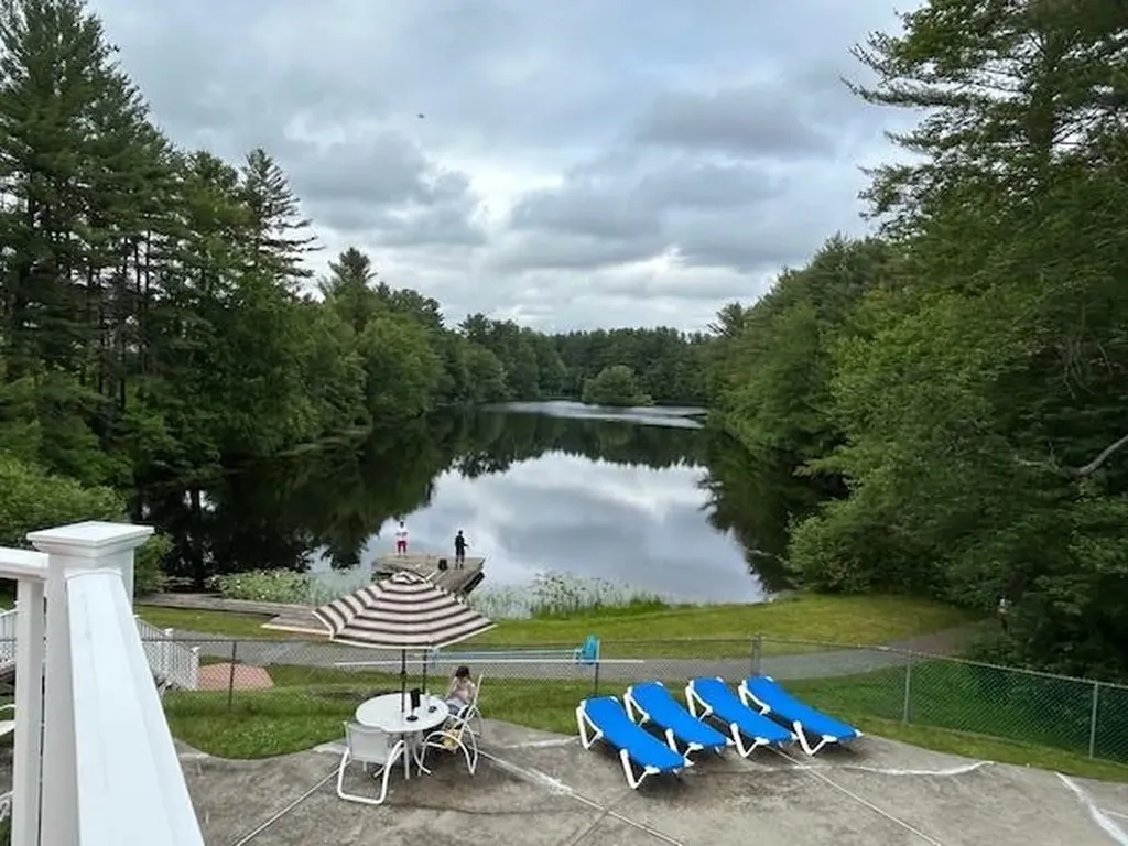 126 Winterwood Drive Londonderry NH 03053