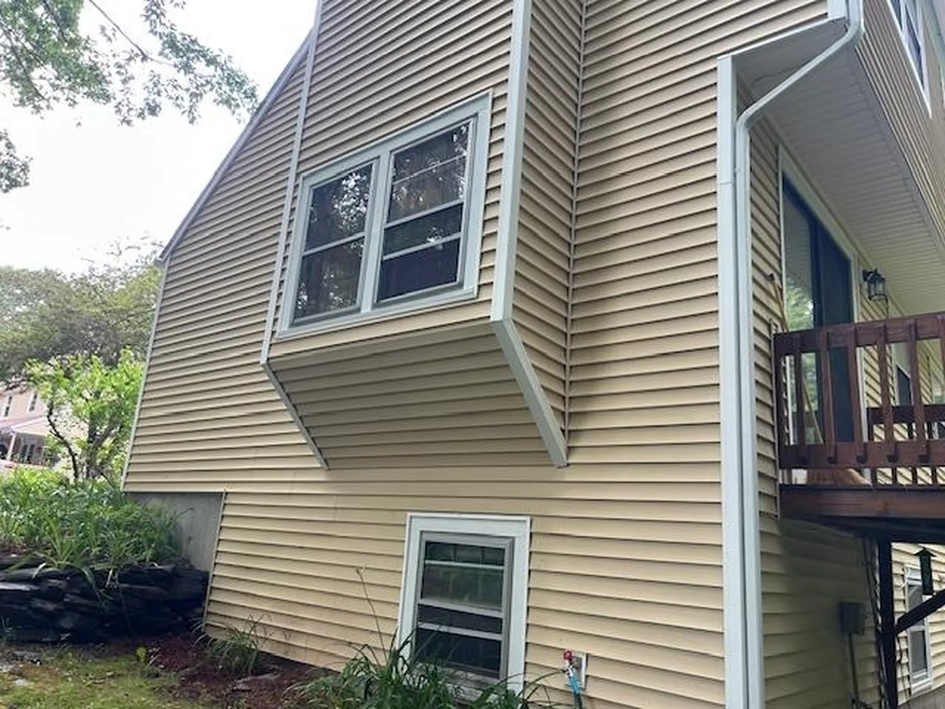 126 Winterwood Drive Londonderry NH 03053