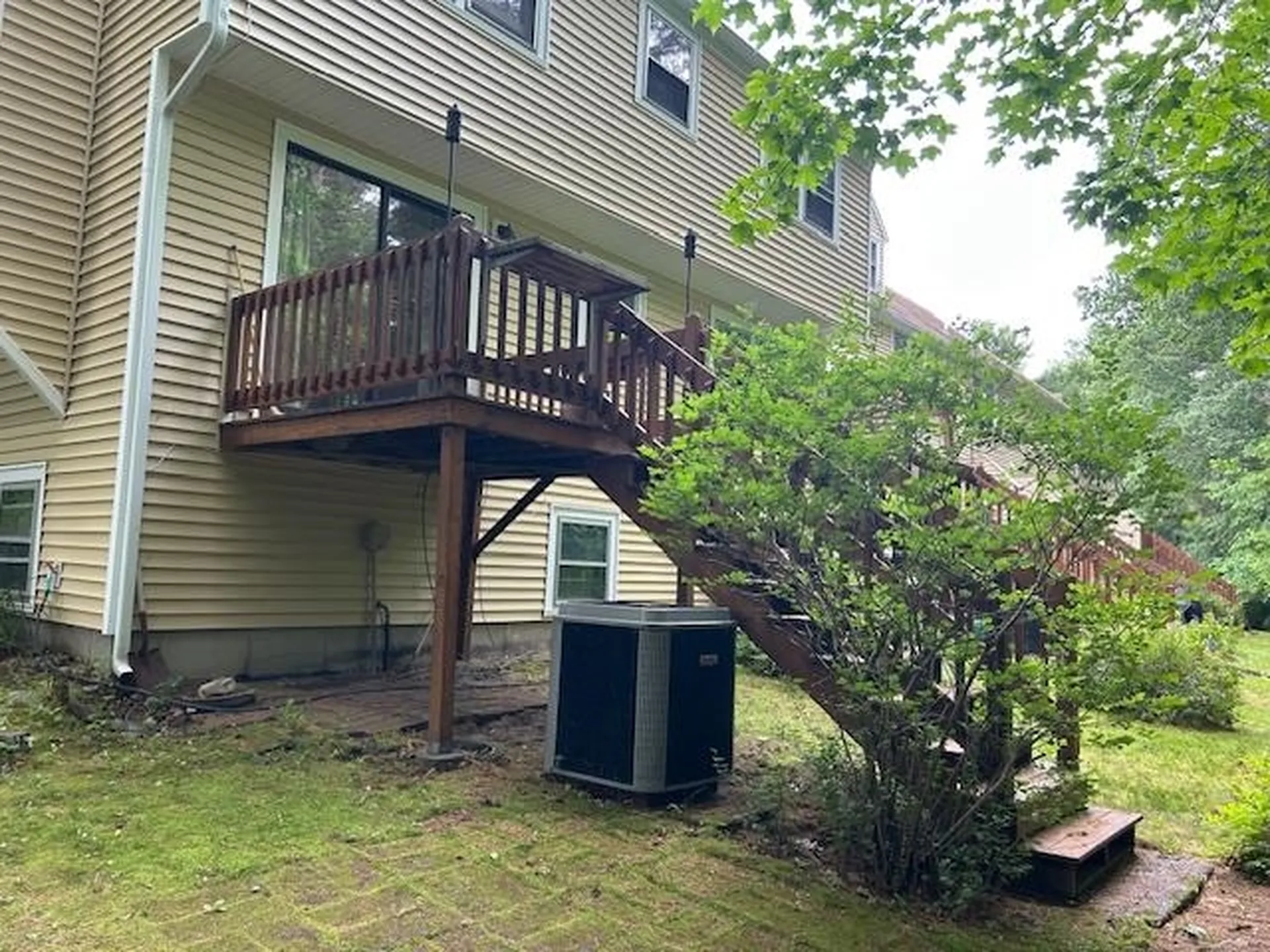 126 Winterwood Drive Londonderry NH 03053