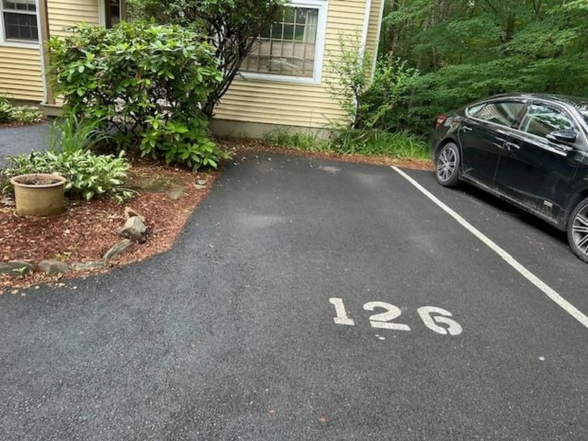 126 Winterwood Drive Londonderry NH 03053
