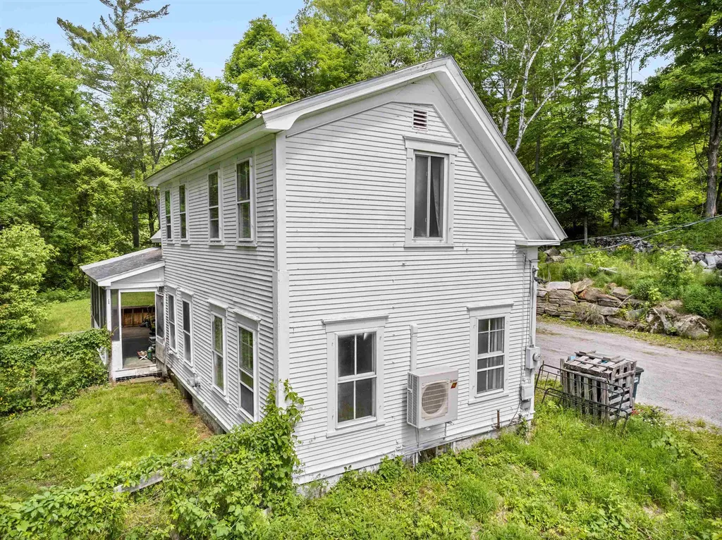 91 Robert Lane Plainfield VT 05667