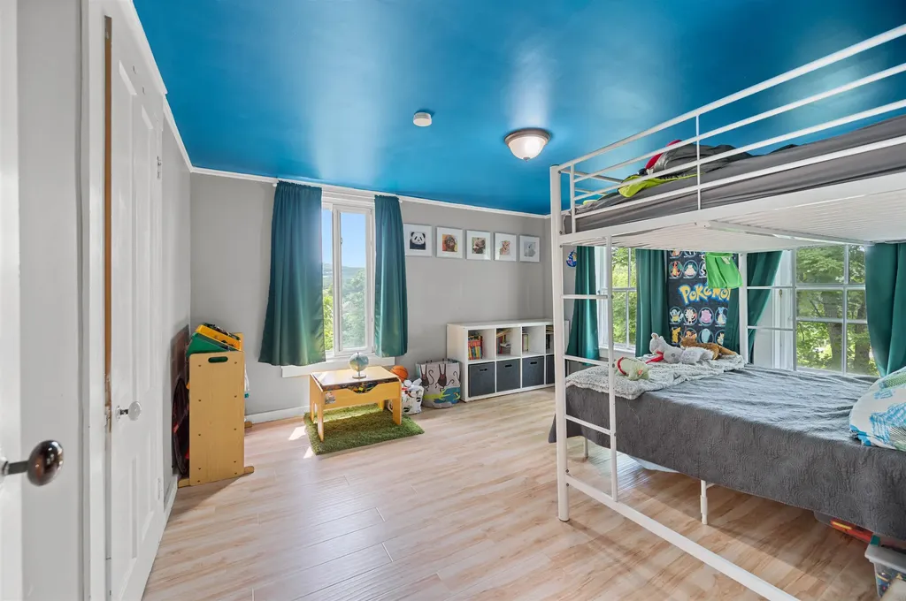 91 Robert Lane Plainfield VT 05667