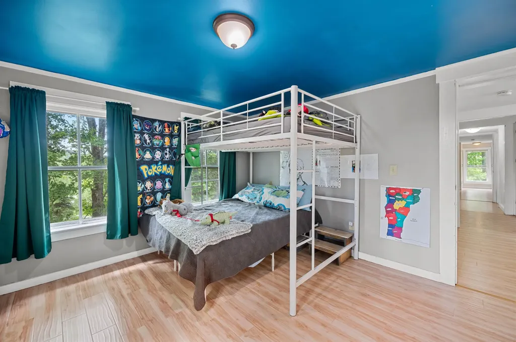 91 Robert Lane Plainfield VT 05667