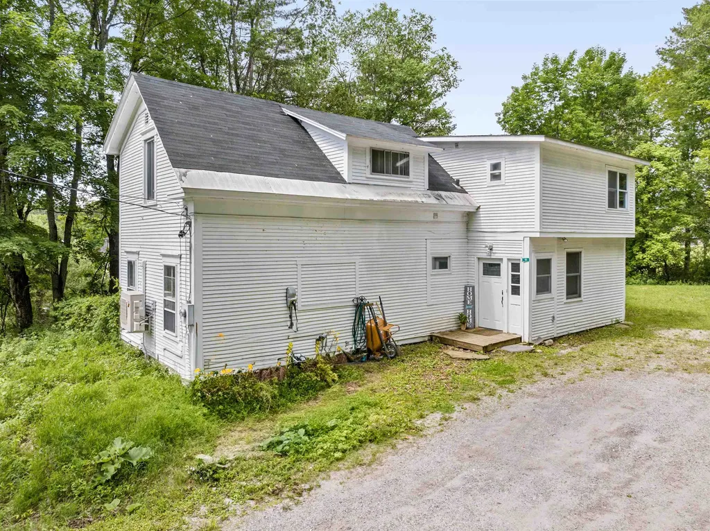 91 Robert Lane Plainfield VT 05667