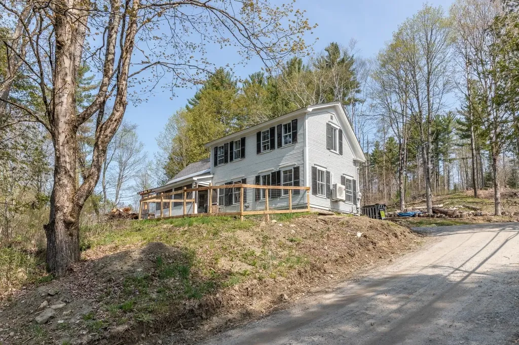 91 Robert Lane Plainfield VT 05667